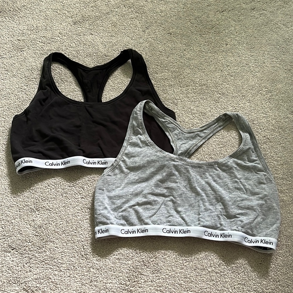 set of 2 Calvin Klein sports bras